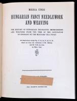 Undi Mária: Hungarian fancy needlework and weaving. The history of Hungarian decorative embroideries...