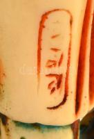 5 db dekoratív keleti műgyanta tárgy: szobrok, gyertyatartók, kaspó, kis kopásokkal, különböző méret...