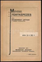 Grabowsky Arthur - Művészi fényképezés Bp., 1917. Wanaus József (fényképezési szaküzlet kiadása). 2 sztl. lev. (reklám), 176 p. + 8 t. (fotó). Számos szövegközti reklámmal, korabeli félvászon kötésben, jó példány.