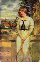 Lady with tennis racket. F.H. & S.W.IX. Nr. 425 s: E. Holy (EK)