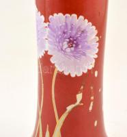 Virágos festett üvegváza, kézzel festett, jelzés nélkül, kopásokkal, m: 27,5 cm