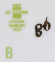 Zsolnay teás csésze, kézzel festett, apró kopásnyomokkal, jelzett