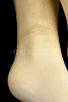 Német ülő akt, fehérmázas, jelzett, máz alatti hajszálrepedésekkel, ragasztott lábbal, m: 40 cm