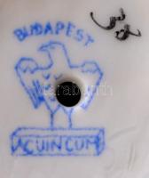 Aquincumi porcelán kislány, kézzel festett, jelzett, kis kopásnyomokkal, 11×10 cm