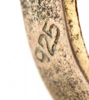 Ezüst(Ag) gyűrű, csiszolt ásvánnyal, jelzett, méret: 60, bruttó: 15 g