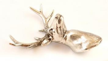 Szarvasfej, ezüstszínű műanyag fali dísz, h: 19 cm