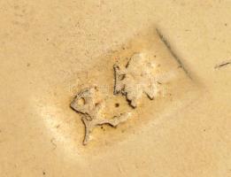 Tibeti? istenség, ezüstözött fém dombormű, jelzett, 10×5,5 cm