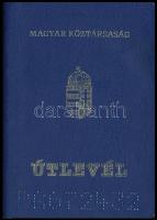1993 Fényképes magyar útlevél, olasz, egyiptomi, osztrák, stb. bejegyzésekkel
