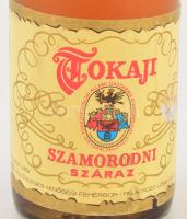 184 Tokaji szamorodni száraz bontatlan palack bor