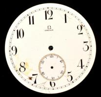 16 db különféle zseb- és karóra számlap és egy szerkezet