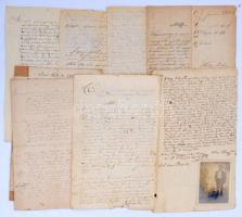 cca 1720-1800 A báró Hetey családdal kapcsolatos iratanyag. 15 db régi okmány, levél, kérelem