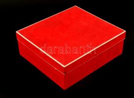 Kalocsai pálinkás készlet, kézzel festett, jelzett, hibátlan, eredeti dobozában, m:18 cm 21×7 cm öss...