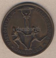 1951. "Fővárosi Tanács Budapesti Testnevelési és Sportbizottság - Váltófutás a felszabadulás emlékérem" nagyalakú Br emlékérem. Szign. Iván T:2