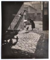 Dulovits Jenő (1903-1972): Ellenfények. pecséttel jelzett vintage fotó 8,5x10 cm