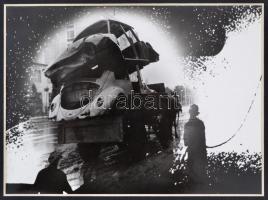 Fodor Ferenc: Autósors pecséttel jelzett vintage fotó 17x13 cm Paszpartuban