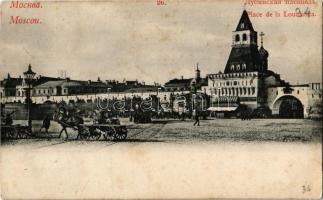 Moscow, Moscou; Place de la Loubianka / Lubyanka Square, horse drawn carriage (EK)