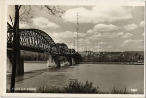 Krems a. d. Donau / river, bridge, photo