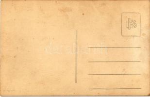 Ismeretlen magyar város, Fa, szén és kox üzlet, munkások és rendőr. photo