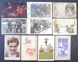 Több mint 260 db régi motívum, művész  és üdvözlőlap sok jobbal / More than 260 old tematic, artists...