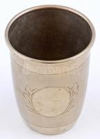 Díszes alpakka keresztelő pohár, apró ütődéssel, 7x5 cm