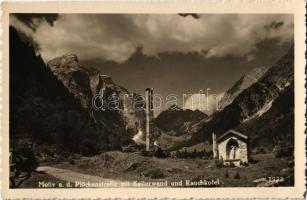 Plöckenstrasse mit Kellerwand und Rauchkofel / mountain pass