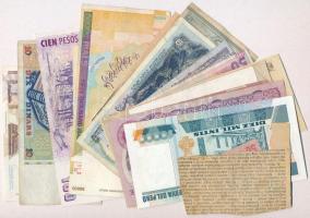 26db-os vegyes magyar és külföldi bankjegy tétel, közte Olaszország, Tunézia, Banglades T:I-III-