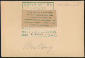 cca 1932 Kinszki Imre (1901-1945) budapesti fotóművész pecséttel jelzett vintage fotóművészeti alkot...