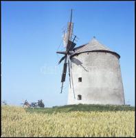 1985 Tés, szélmalom, 13 db professzionális minőségű, vintage diapozitív felvétel, amelyek szabadon f...