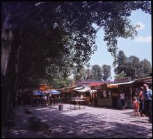 cca 1985 Balatonfüredi épületek, városképek, tájképek, 13 db professzionális minőségű, vintage diapo...