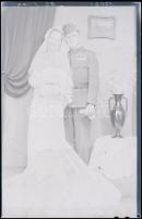 cca 1940 Mosonyi Antalné (?-?), (Marika fotó) kiskunfélegyházi műtermében, katonákról készült 13 db ...