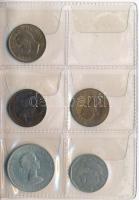 22db-os vegyes külföldi fémpénz tétel kis albumban, közte Bulgária, Hongkong, Nagy-Britannia, Vaticá...