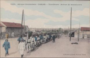 Dakar, Tirailleurs, Retour de manoeuvres / soldiers returning from maneuvre