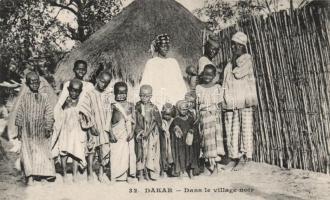 Dakar, Dans le village noir / indigenous village, children, folklore