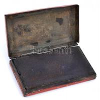 Turul festékpárna kopott fém dobozban, 9,5×5,5 cm