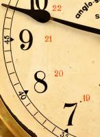 Hajós óra, nyolc napos, kulccsal, működik, jelzett (Sentinel), számlapon kopott, d :23 cm