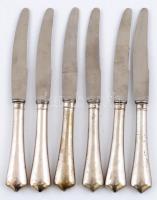 Ezüst (Ag.) nyelű kés készlet (6db), jelzett, Hacklander Solingen pengékkel, egy db kimozdult a nyeléből, h:21,5 cm (6×), bruttó:352 g