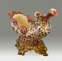cca 1890 Fischer Budapest, jardiniere, kézzel festett, aranyozott áttört porcelánfajansz, jelzett  &...