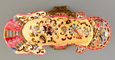 cca 1890 Fischer Budapest, jardiniere, kézzel festett, aranyozott áttört porcelánfajansz, jelzett  &...