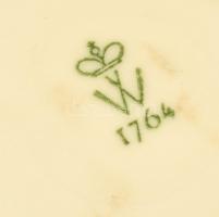 Wallendorf vadászmotívumos porcelán pohár, matricás, jelzett, apró kopásokkal, d: 8 cm