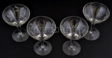 Metszett üveg koktélos poharak, 4 db, kis hibákkal, m: 13,5 cm