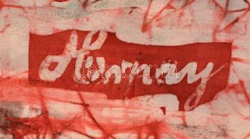 Hornay jelzéssel: Varjak, vegyes technika, batikolt selyem, felcsavarva, 43,5×96 cm