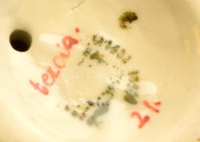 Zsolnay labdázó kislány, kézzel festett, jelzett, apró sérüléssel, m: 14,5 cm