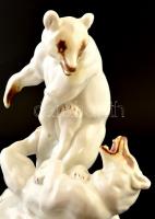 Zsolnay birkózó medvék, részben kézzel festett, jelzett (Markup Béla), apró kopásokkal, m: 30 cm