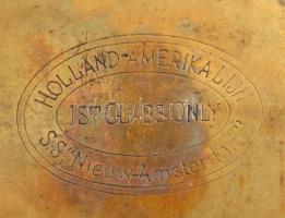 "Holland-America Lijn S.S. Nieuw-Amsterdam" feliratú réz szelence, 9x4,5x2,5 cm