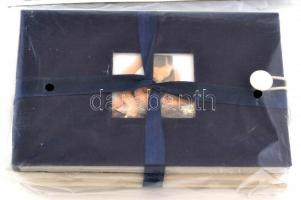 2 db bontatlan fotóalbum, 10×15 cm-es képekhez
