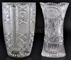 Ólomkristály váza ( 2db), csiszolt, egyiken apró csorbával, m: 20 és 21 cm