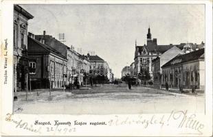 1902 Szeged, Kossuth Lajos sugárút, villamos, üzletek. Kiadja Várnay L. (EK)