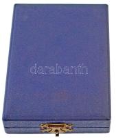 Vincze Dénes (1914-1972) ~1970. "Az Építőipar Kiváló Dolgozója" zománcozott kitüntetés min...