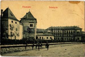 Késmárk, Kezmarok; Thököly tér, Thököly vár, kastély, Állami polgári fiú és felső kereskedelmi iskola. W. L. Bp. 2897. / square, castle, boys school (kis szakadás / small tear)