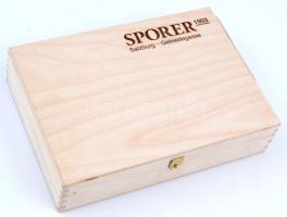 Retro mini szeszes italok fa dobozban